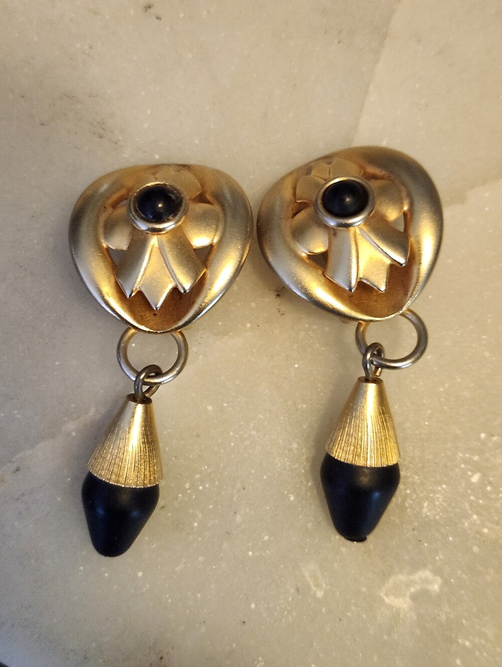 Vtg 80's Dina Panagopoulos Gold Tone and Black Drop Clip Earrings